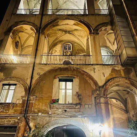 Daire Holiday Tarsia Vicino Piazza Dante - Toledo *